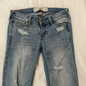 Light wash Hollister jeans